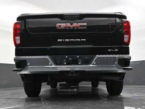Used 2022 GMC Sierra 1500 SLE w/ Driver Alert Package I AWD/4WD image 24