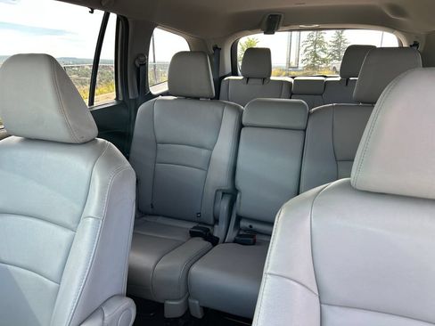 Used 2021 Honda Pilot Special Edition image 6