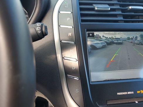 Used 2019 Lincoln MKC Reserve image 27