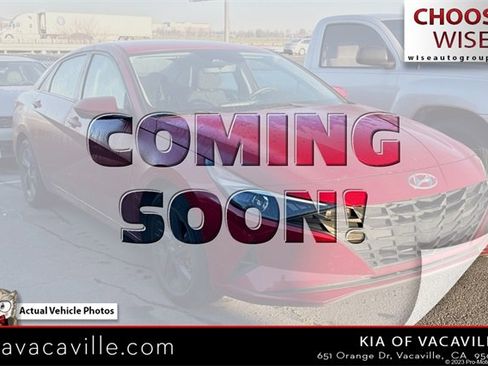 Used 2022 Hyundai Elantra SEL image 1