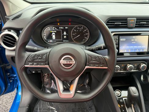 Used 2023 Nissan Versa SV image 22