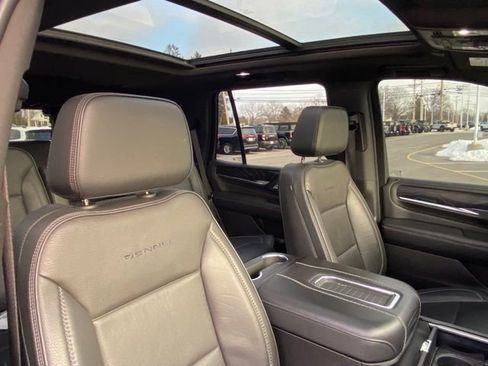 Used 2023 GMC Yukon Denali AWD/4WD image 19