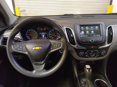 Used 2019 Chevrolet Equinox LS FWD image 22