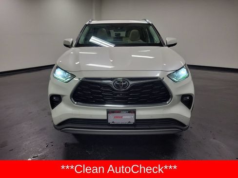 Used 2020 Toyota Highlander Platinum AWD/4WD image 2