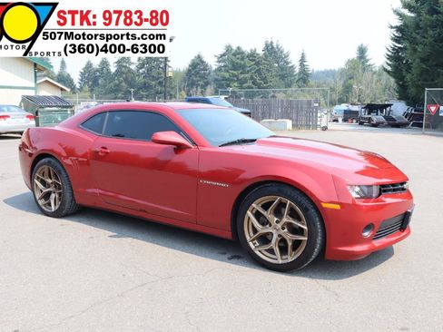 Used 2015 Chevrolet Camaro LT RWD image 11