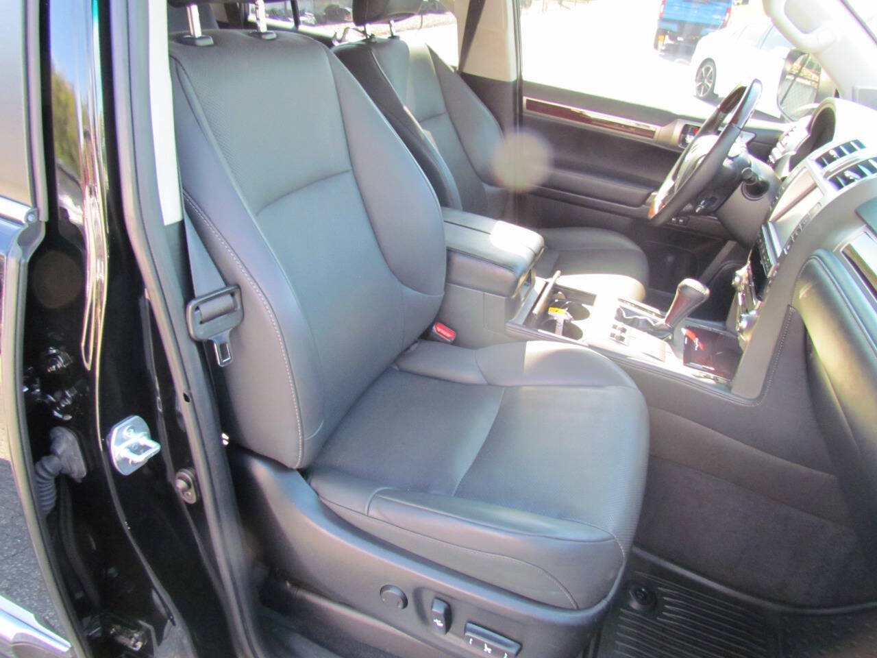 Used 2019 Lexus GX 460 Premium AWD/4WD image 20
