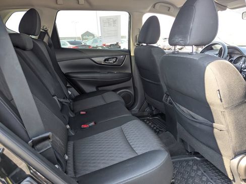 Used 2019 Nissan Rogue SV AWD/4WD image 34