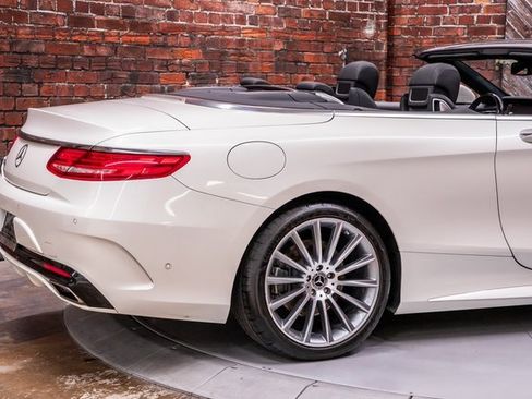 Used 2017 Mercedes-Benz S 550 Cabriolet image 12