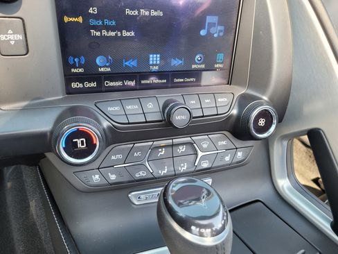 Used 2016 Chevrolet Corvette Stingray Convertible w/ 3LT Preferred Equipment Group image 17