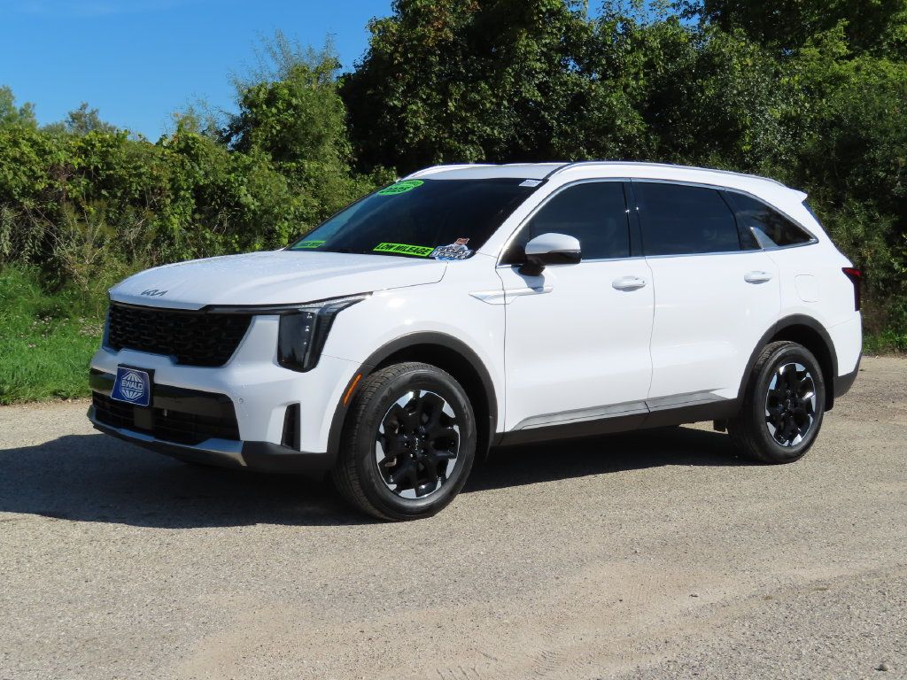 Used 2025 Kia Sorento S AWD/4WD image 22