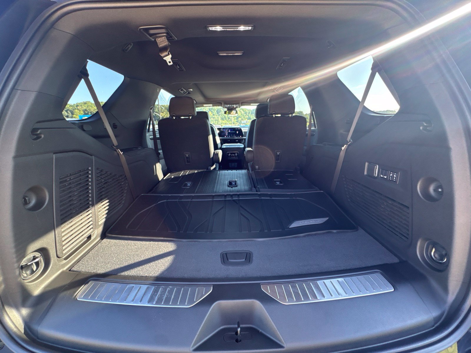 New 2026 Chevrolet Tahoe RST w/ Comfort Package AWD/4WD image 13