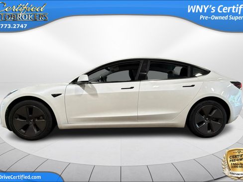 Used 2023 Tesla Model 3 Standard Range RWD image 9