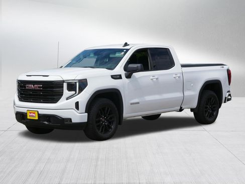 Used 2023 GMC Sierra 1500 Elevation w/ X31 Off-Road Package AWD/4WD image 3