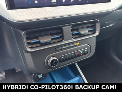 New 2025 Ford Maverick XLT image 16