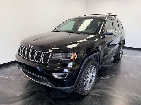Used 2021 Jeep Grand Cherokee Limited w/ Premium Lighting Group AWD/4WD image 3
