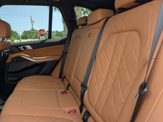 Used 2026 BMW X5 xDrive40i w/ Climate Comfort Package AWD/4WD image 16