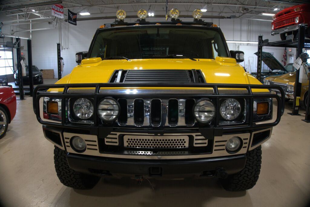 Used 2003 HUMMER H2 w/ Preferred Equipment Group AWD/4WD image 3