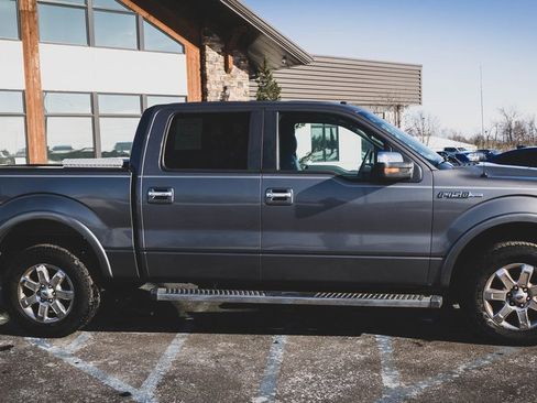 Used 2013 Ford F150 Lariat w/ Lariat Chrome Pkg image 26