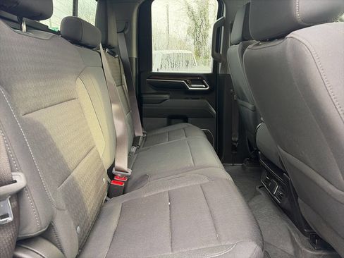 Used 2024 GMC Sierra 2500 SLE w/ SLE Value Package; image 20