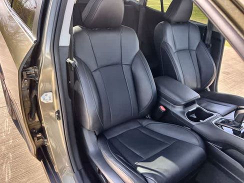 Used 2024 Subaru Outback Limited XT image 12