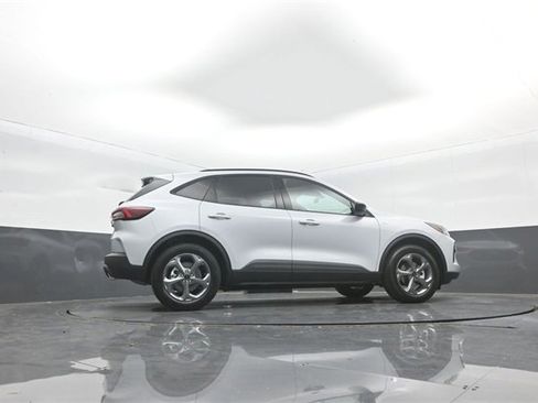 New 2026 Ford Escape ST-Line w/ Tech Pack #1 image 33