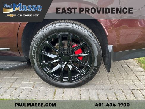 Used 2022 GMC Yukon Denali w/ Max Trailering Package AWD/4WD image 5