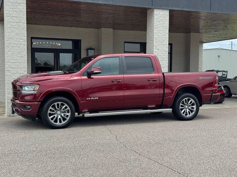 Used 2021 RAM 1500 Laramie w/ Sport Appearance Package AWD/4WD image 5