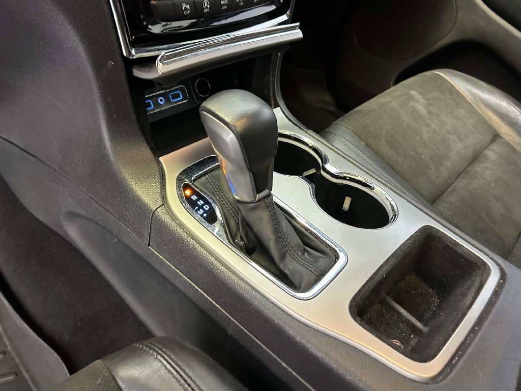Used 2019 Jeep Grand Cherokee Altitude AWD/4WD image 20