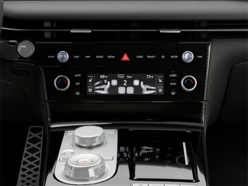 Used 2025 Genesis G80 3.5T Sport image 15