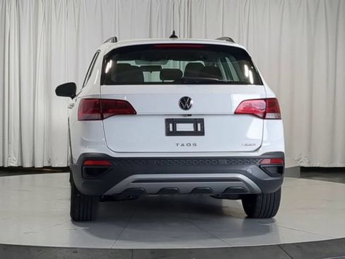 Used 2022 Volkswagen Taos S AWD/4WD image 9