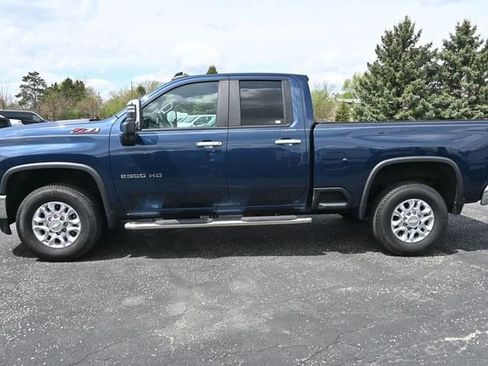 Used 2020 Chevrolet Silverado 2500 LT w/ All Star Edition AWD/4WD image 11