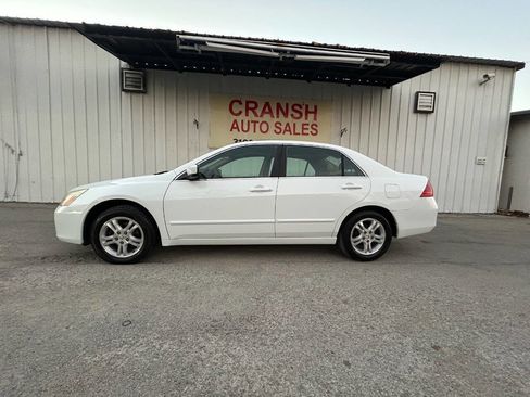 Used 2007 Honda Accord SE image 2