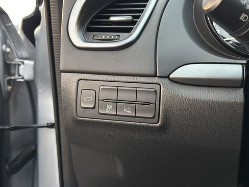 Used 2023 MAZDA CX-9 Touring image 21