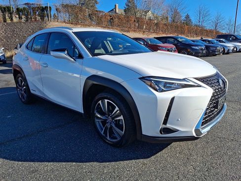 Used 2019 Lexus UX 250h image 3