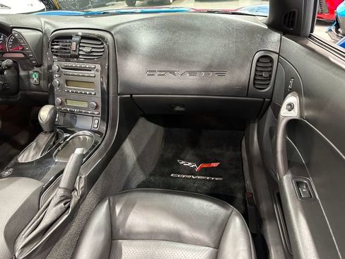 Used 2008 Chevrolet Corvette Convertible w/ Preferred Equipment Group RWD image 12