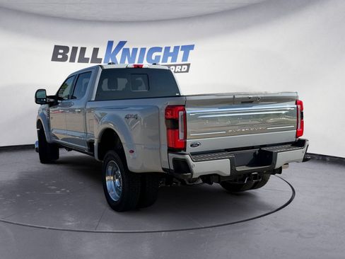 Used 2026 Ford F450 Platinum w/ Platinum Plus Package AWD/4WD image 3