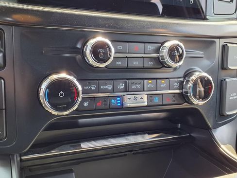Used 2026 Ford F150 Lariat AWD/4WD image 14