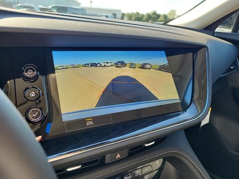 Used 2023 Buick Envision Essence w/ Sport Touring Package image 21