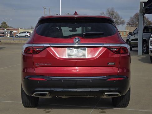 Used 2024 Buick Enclave Premium image 6