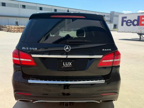 Used 2017 Mercedes-Benz GLS 550 4MATIC image 9