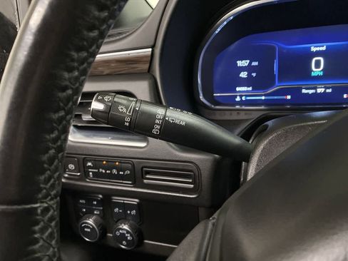 Used 2022 Chevrolet Tahoe LT image 22