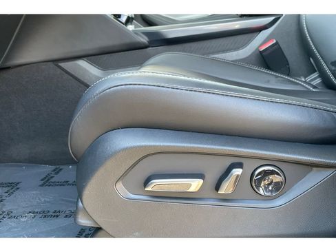 Certified 2025 Acura MDX FWD w/ Technology Package image 12