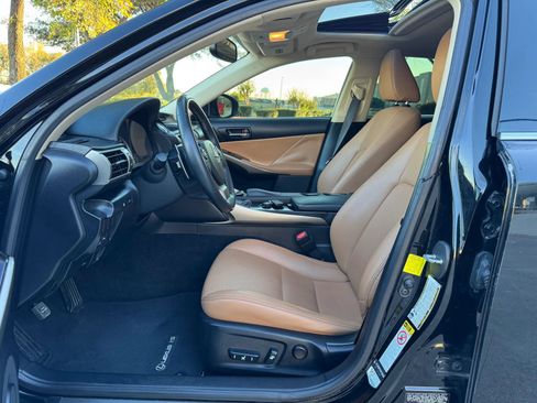 Used 2014 Lexus IS 350 w/ Navigation Package RWD image 33