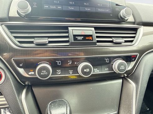 Used 2022 Honda Accord Sport Special Edition image 16