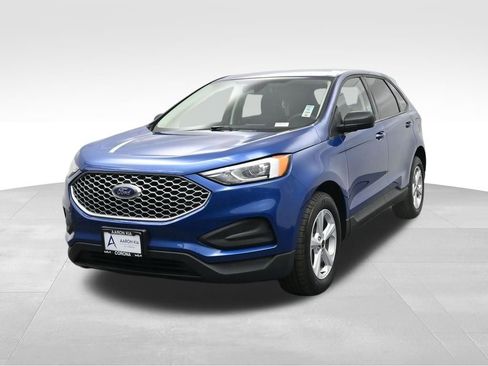 Used 2024 Ford Edge SE image 1