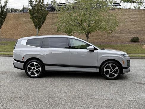 New 2026 Hyundai Ioniq 9 Calligraphy image 7