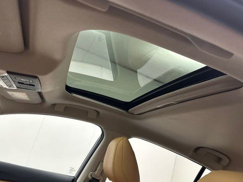 New 2025 Nissan Sentra SV w/ SV Premium Package image 16