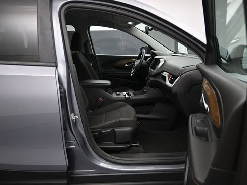 Used 2021 GMC Terrain SLE FWD image 26