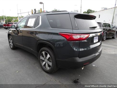 Used 2019 Chevrolet Traverse LT w/ LT Premium Package AWD/4WD image 7