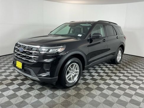 New 2026 Ford Explorer Active image 24